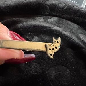 SWANK Gold-Tone Women's Glasses Accessory